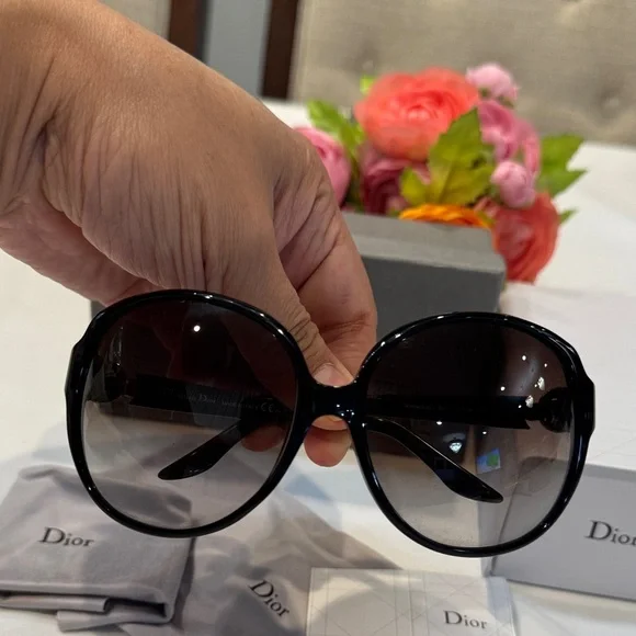 Authentic Dior Black and Gold Sunglasses display picture 2